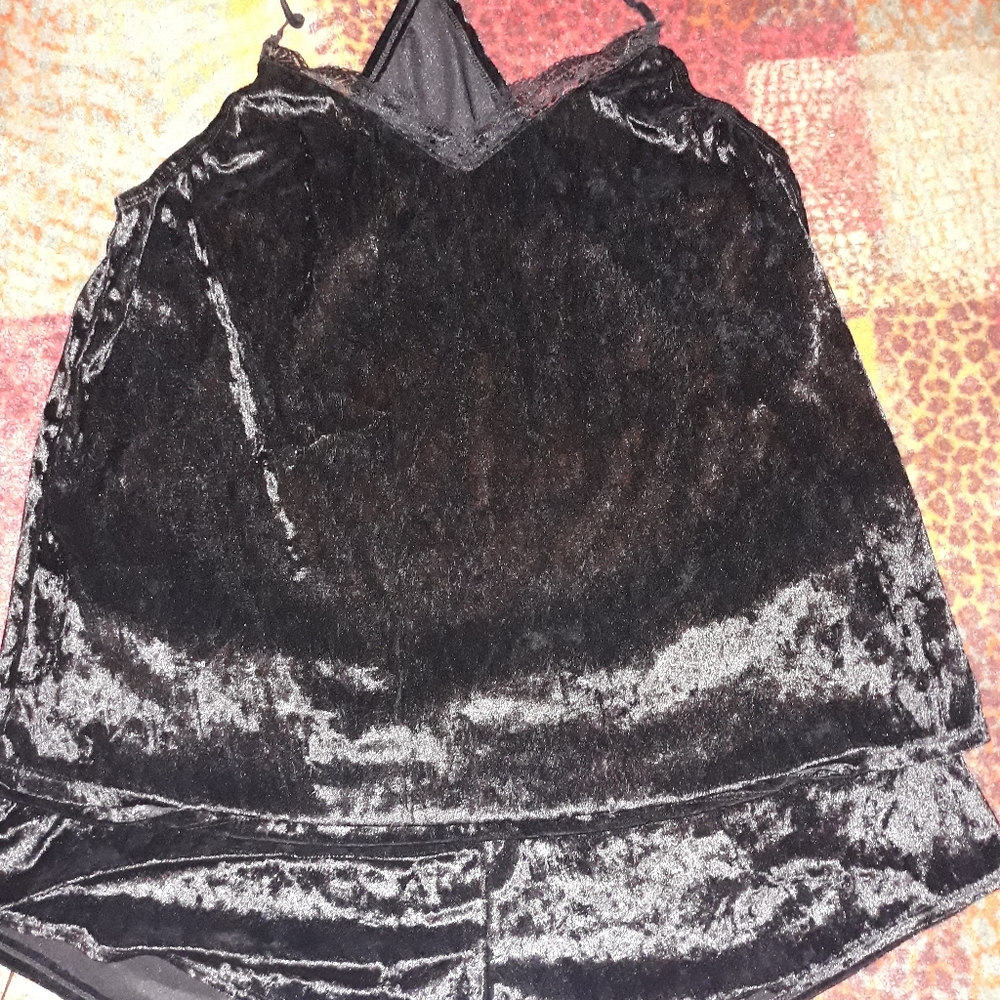 Crushed velvet racerback set